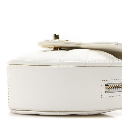 Lambskin Quilted CC In Love Heart Clutch With Chain White