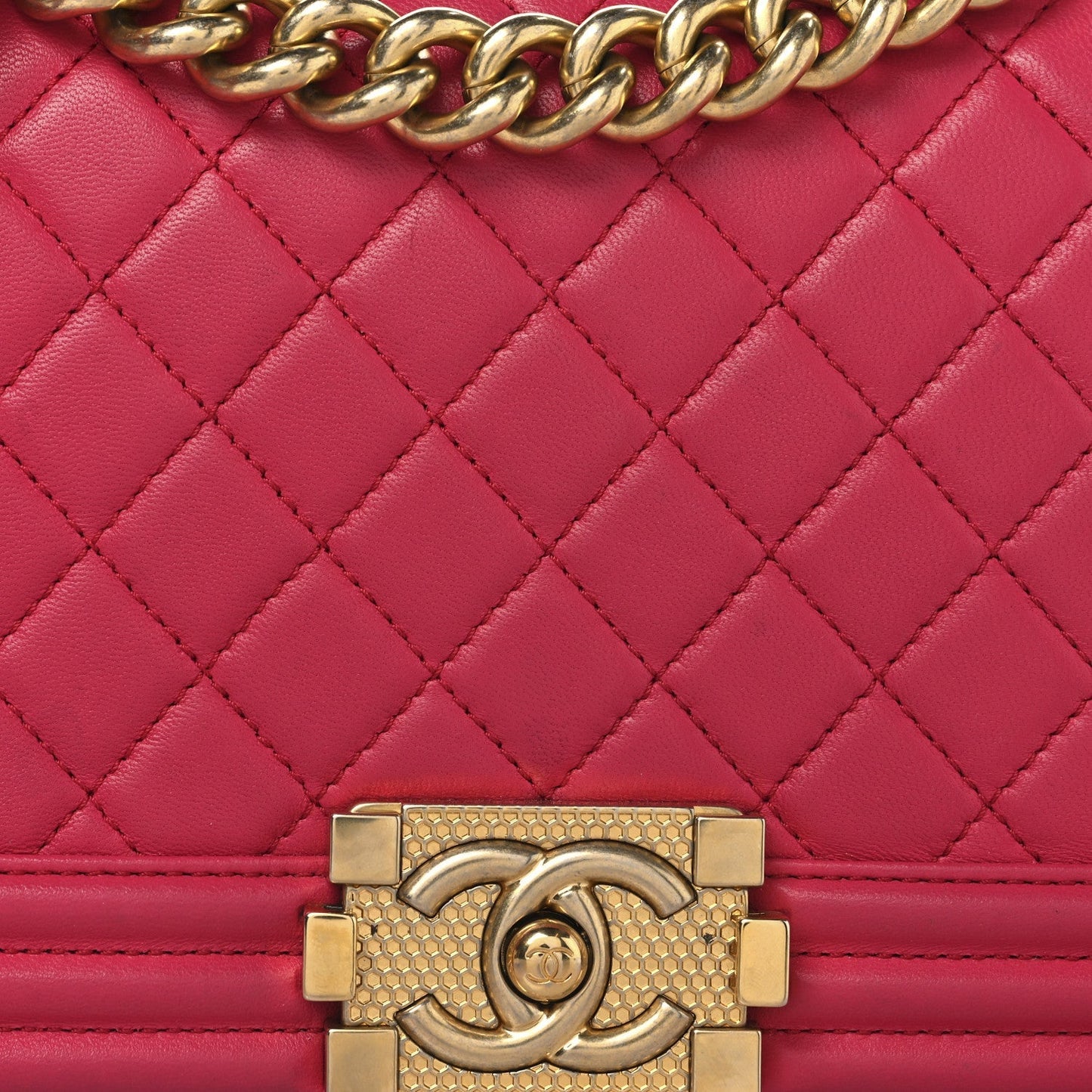 Lambskin Quilted Medium Boy Flap Fuchsia