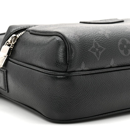 Taiga Monogram Eclipse Outdoor Messenger Black