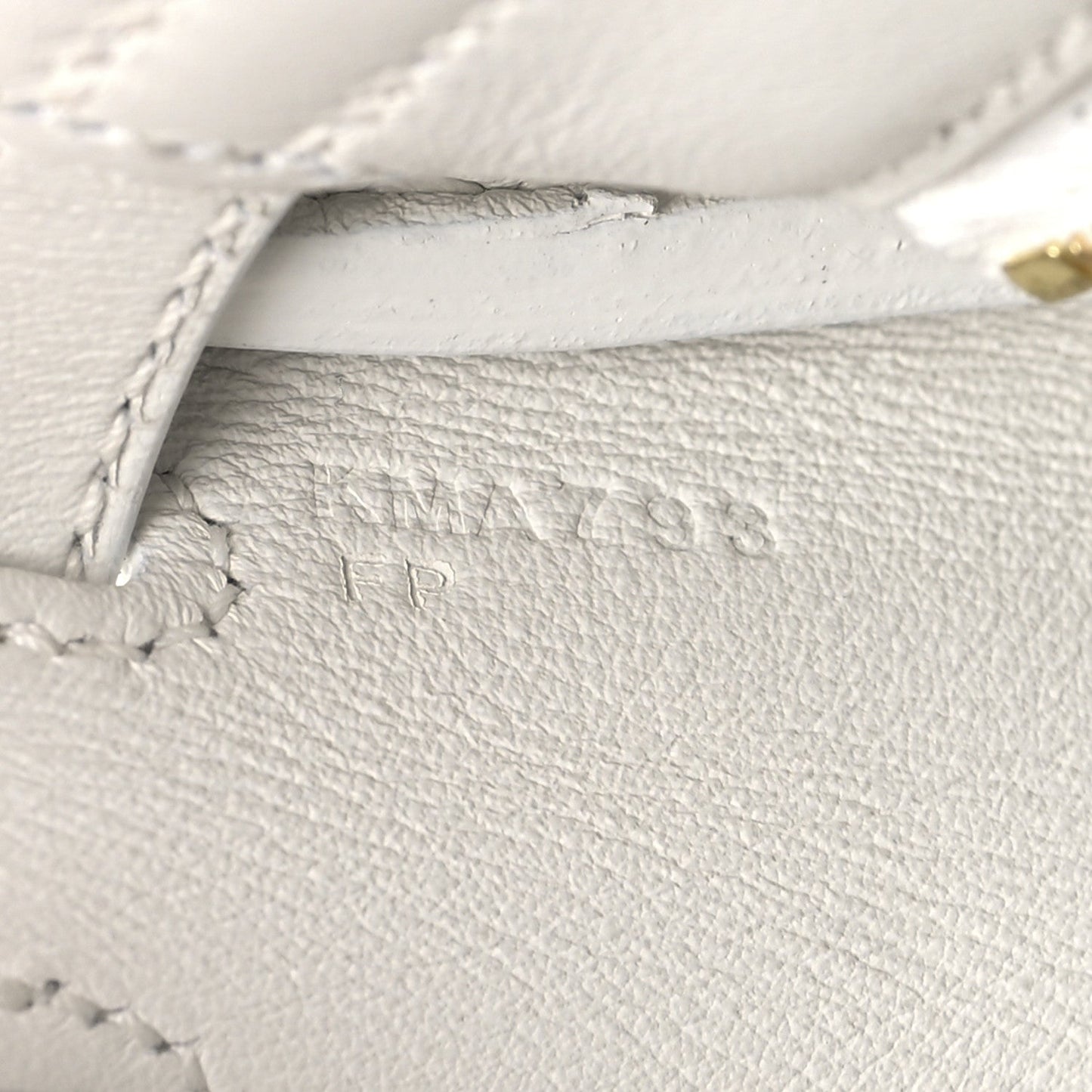 Swift Kelly Retourne 25 New White