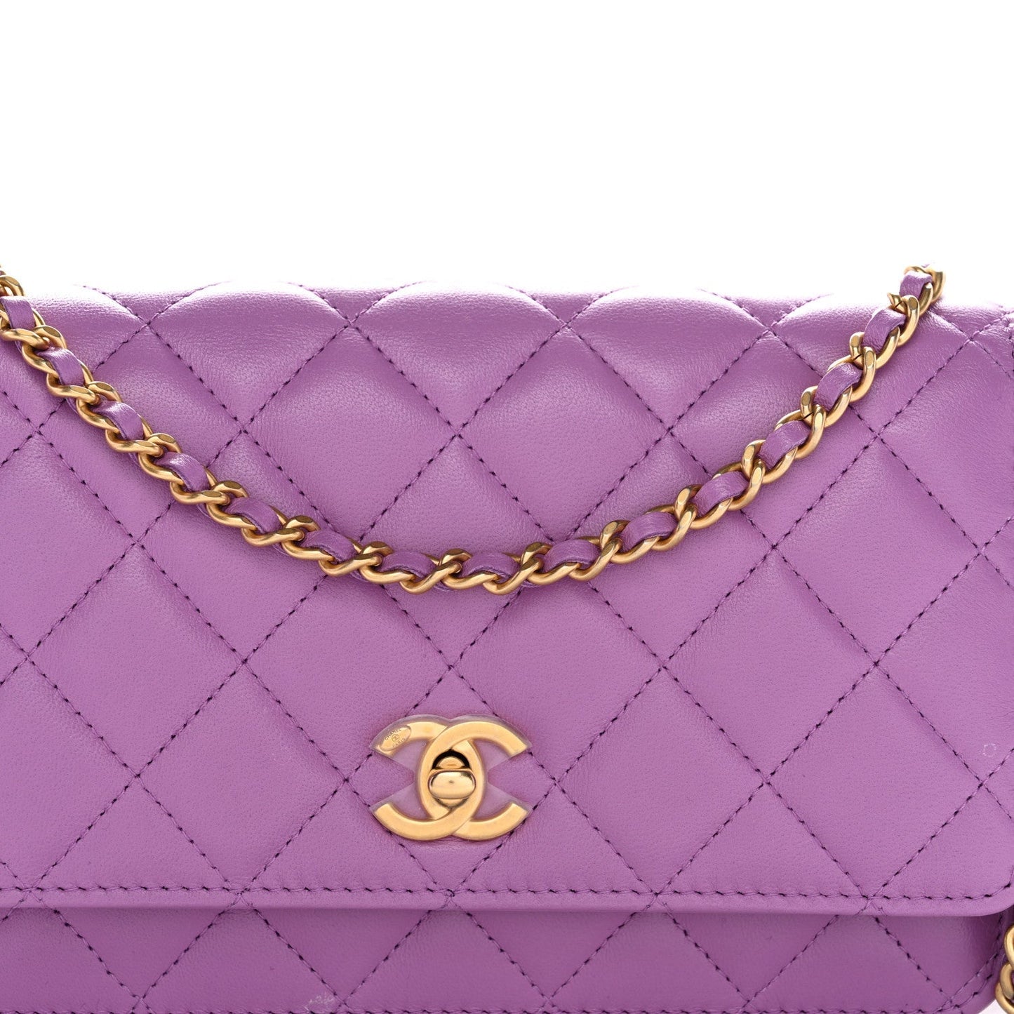 Lambskin Quilted CC Pearl Crush Wallet on Chain WOC Purple
