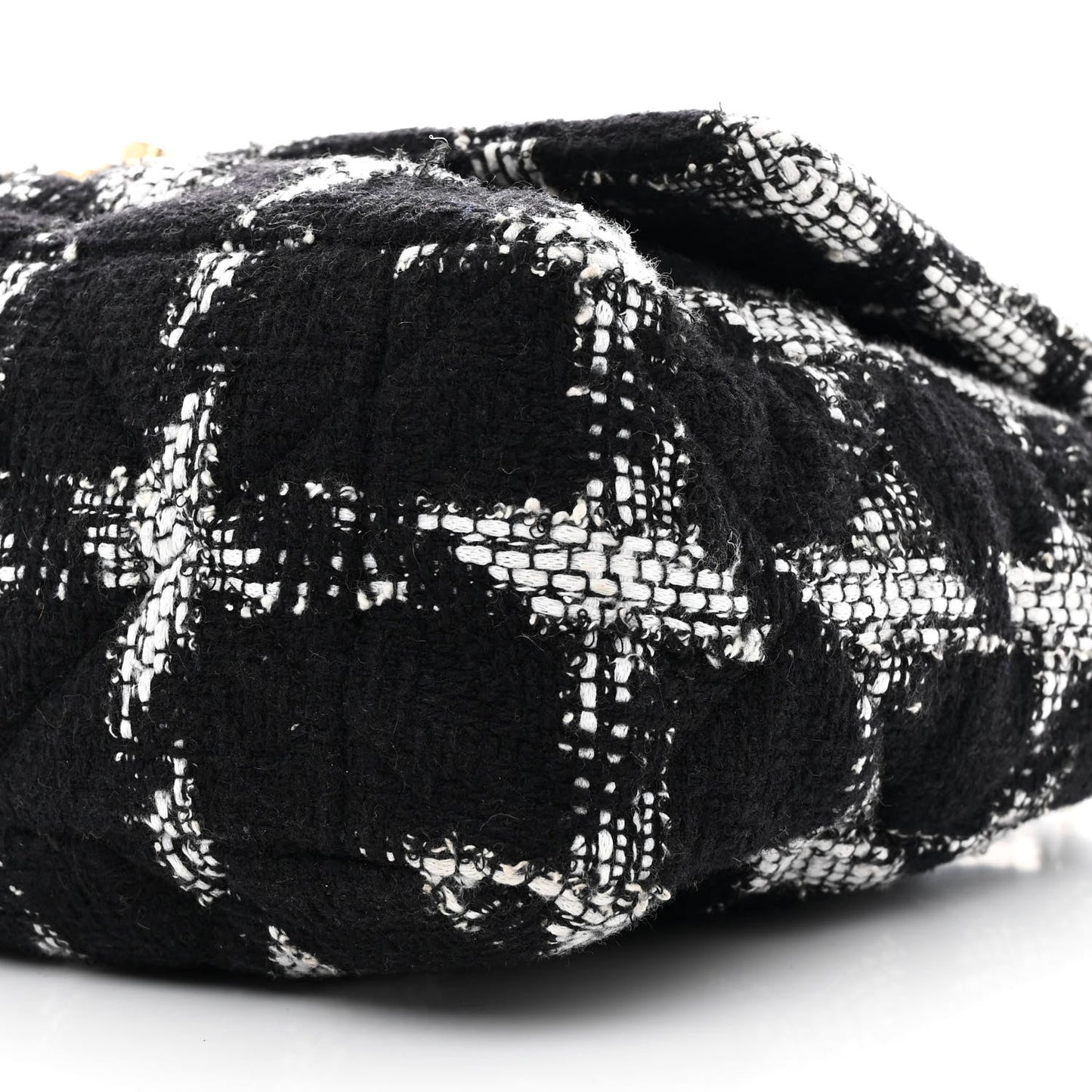 Tweed Quilted Maxi Chanel 19 Flap Black White