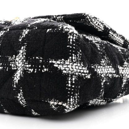 Tweed Quilted Maxi Chanel 19 Flap Black White