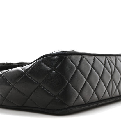 Lambskin Scallop Quilted Medium Pagoda Flap Black