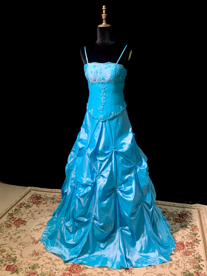 Blue halter-neck fitted long elegant ball gown R8673