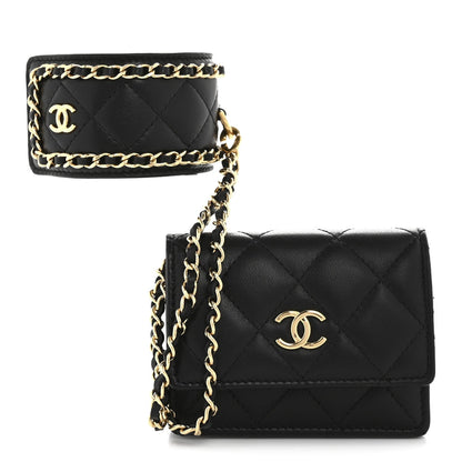 Lambskin Quilted Flap Card Holder With Cuff Black