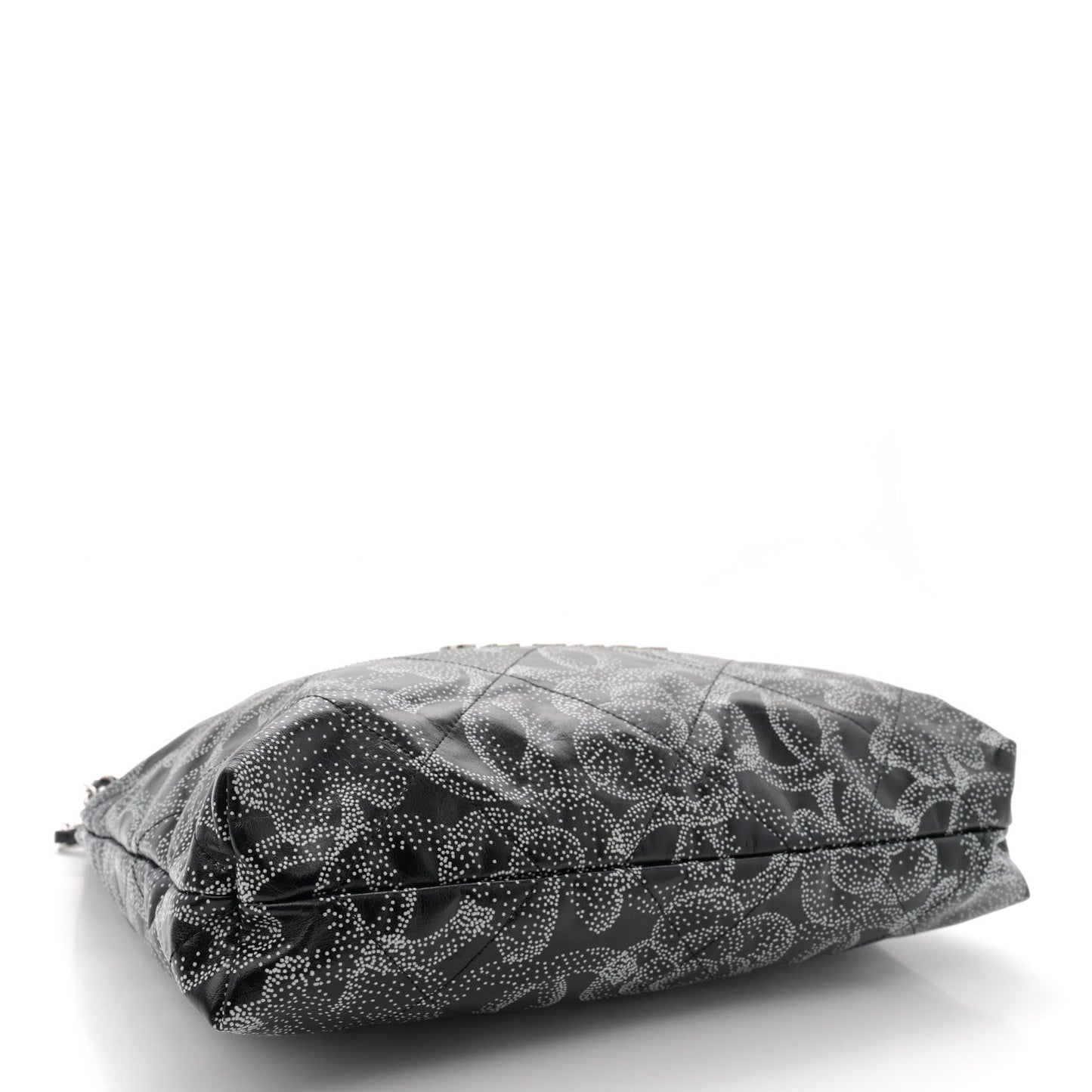 Printed Calfskin Quilted Chanel 22 Black