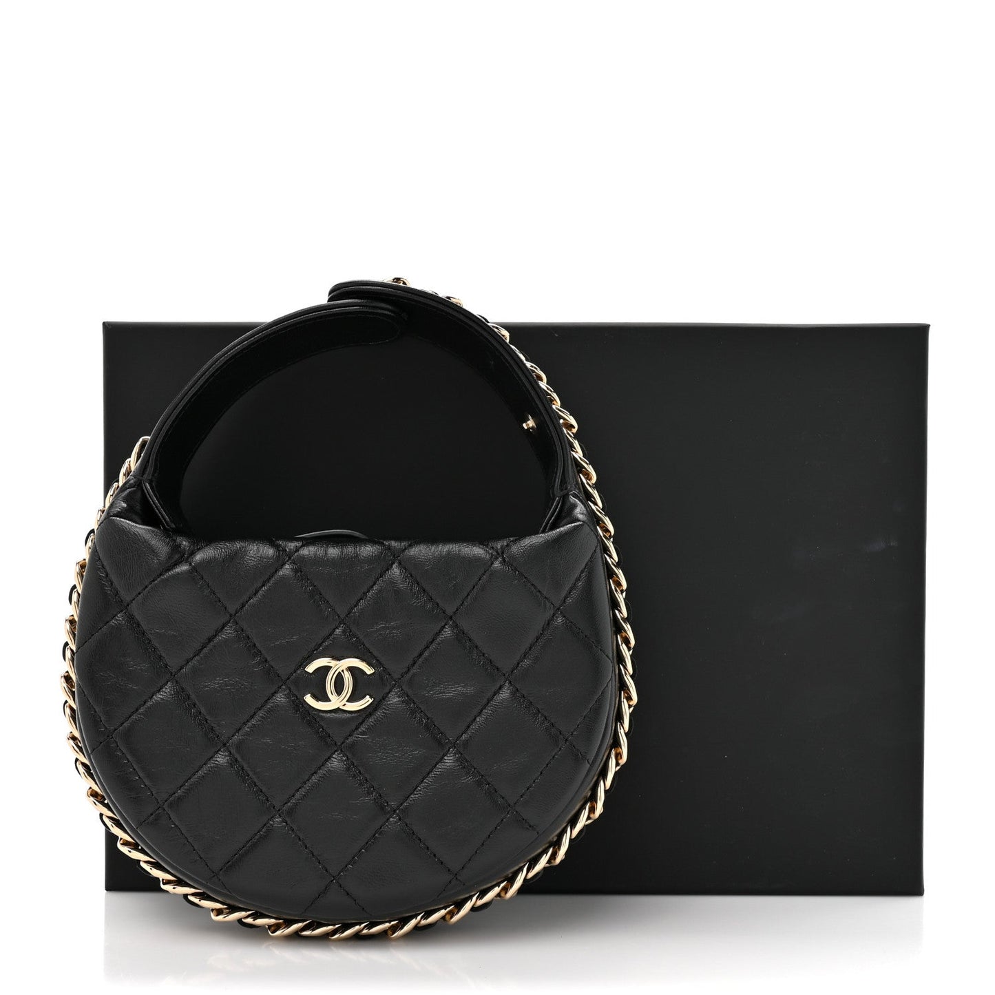 Lambskin Quilted Chain Around Pouch Black