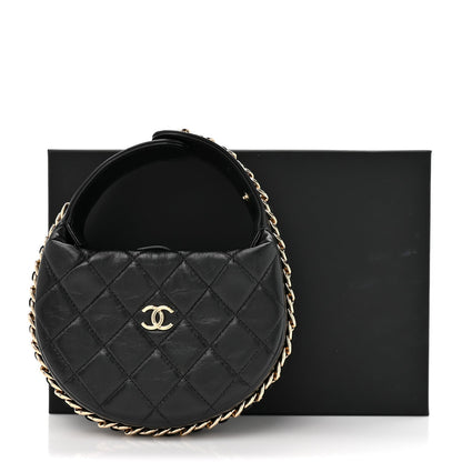 Lambskin Quilted Chain Around Pouch Black