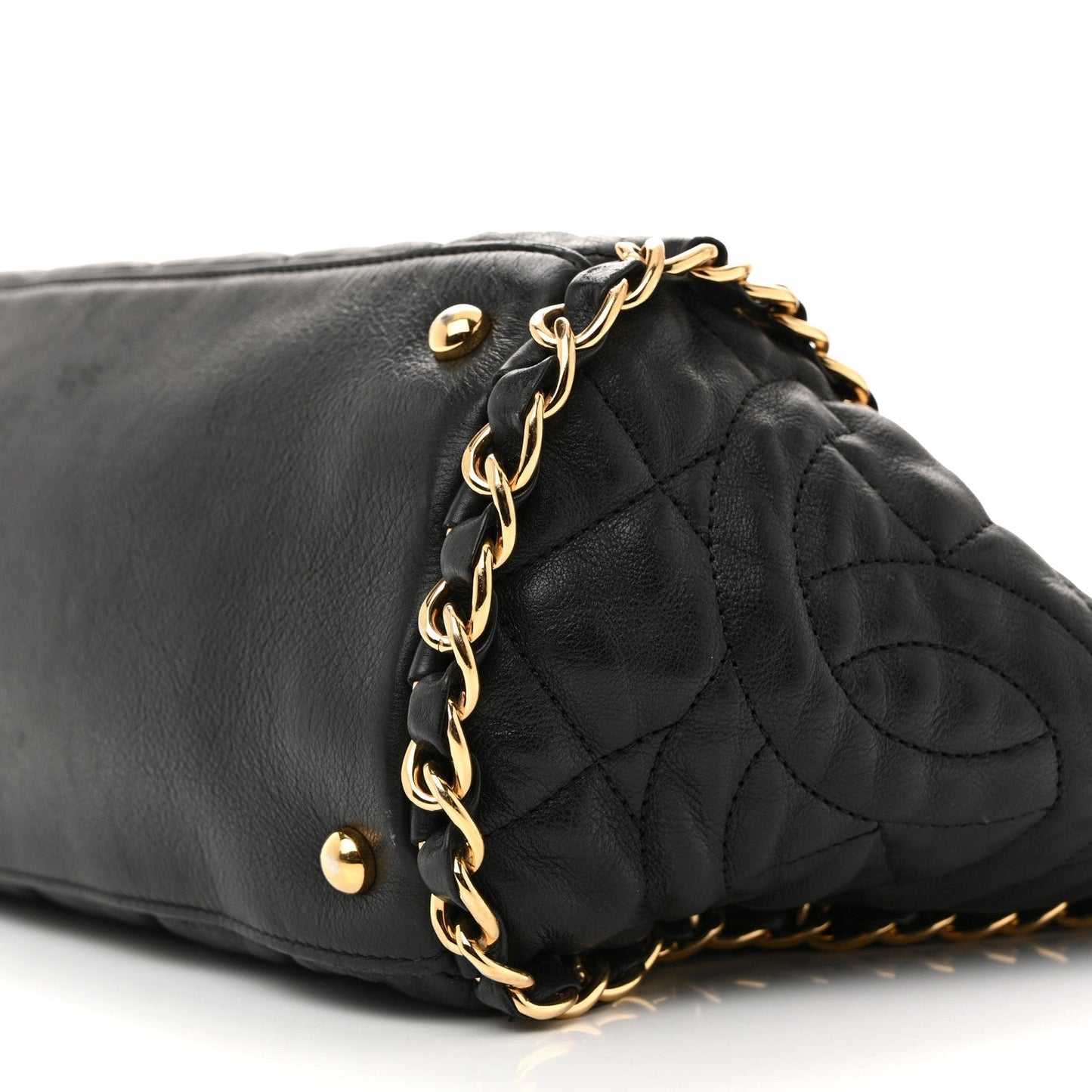 Calfskin Quilted Large Chain Me Hobo Black