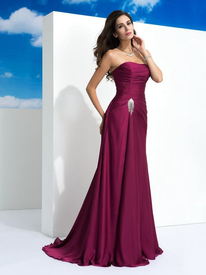 A-Line/Princess Strapless Pleats Sleeveless Long Satin Chiffon Dresses