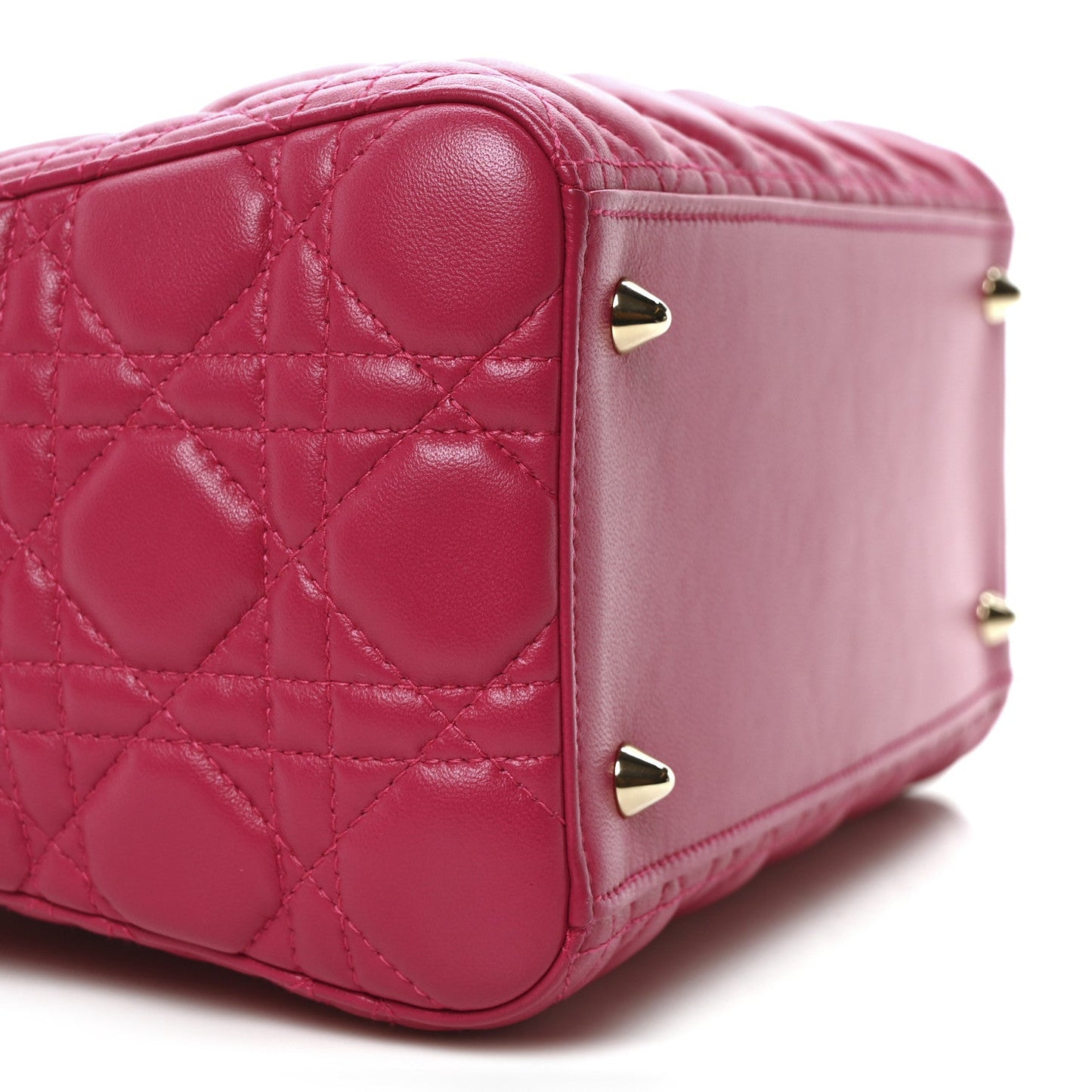 Lambskin Cannage Medium Lady Dior Fuchsia
