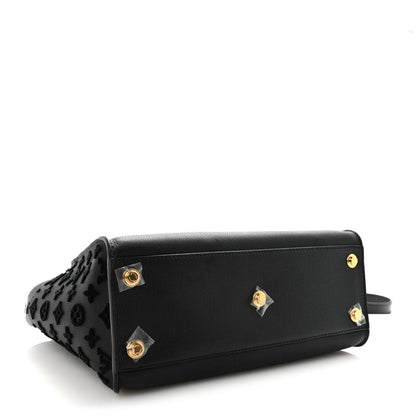 Calfskin Monogram Tufting On My Side Black
