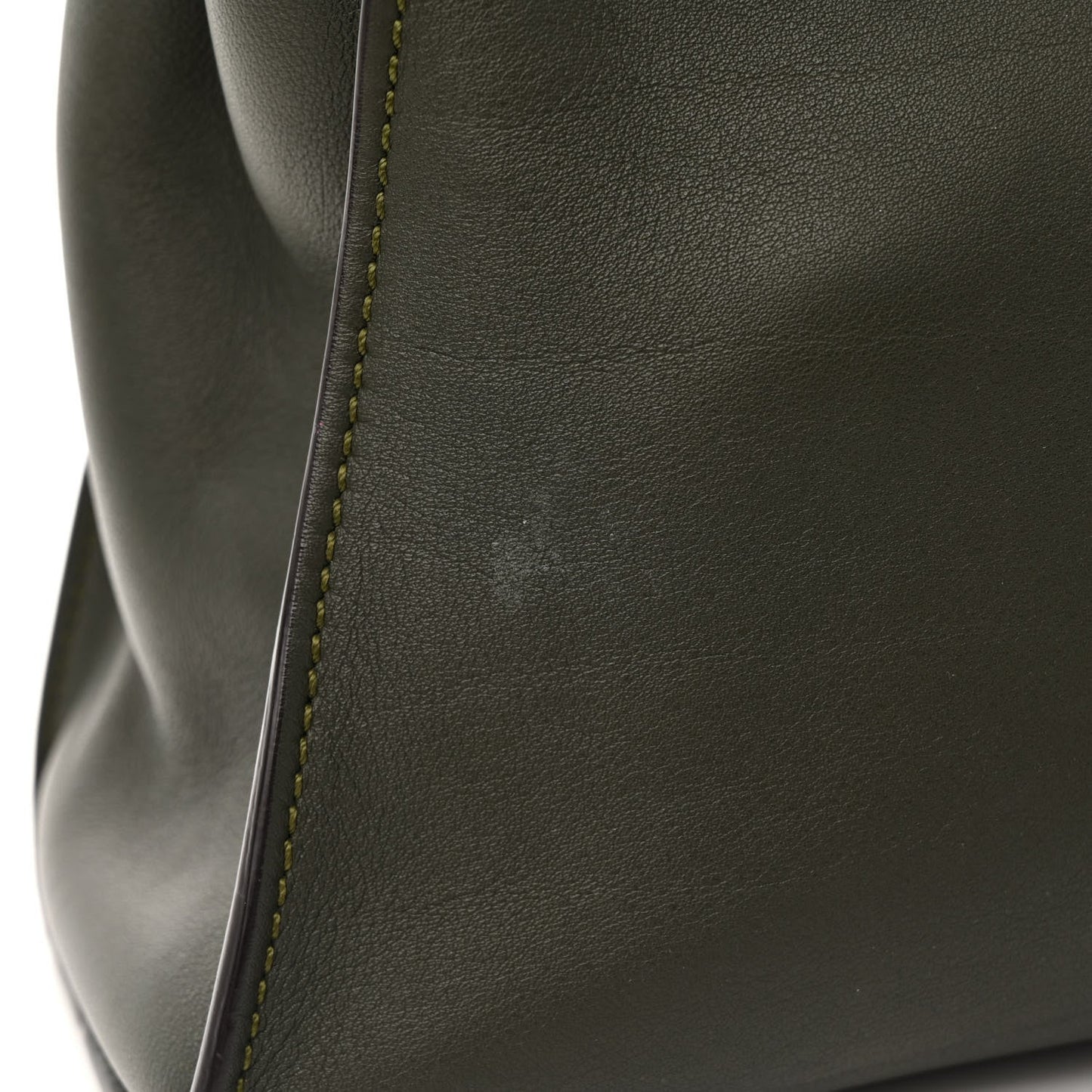 Vitello Seta Shiny Nappa Medium Peekaboo Iconic Satchel Verde Prato Makeup