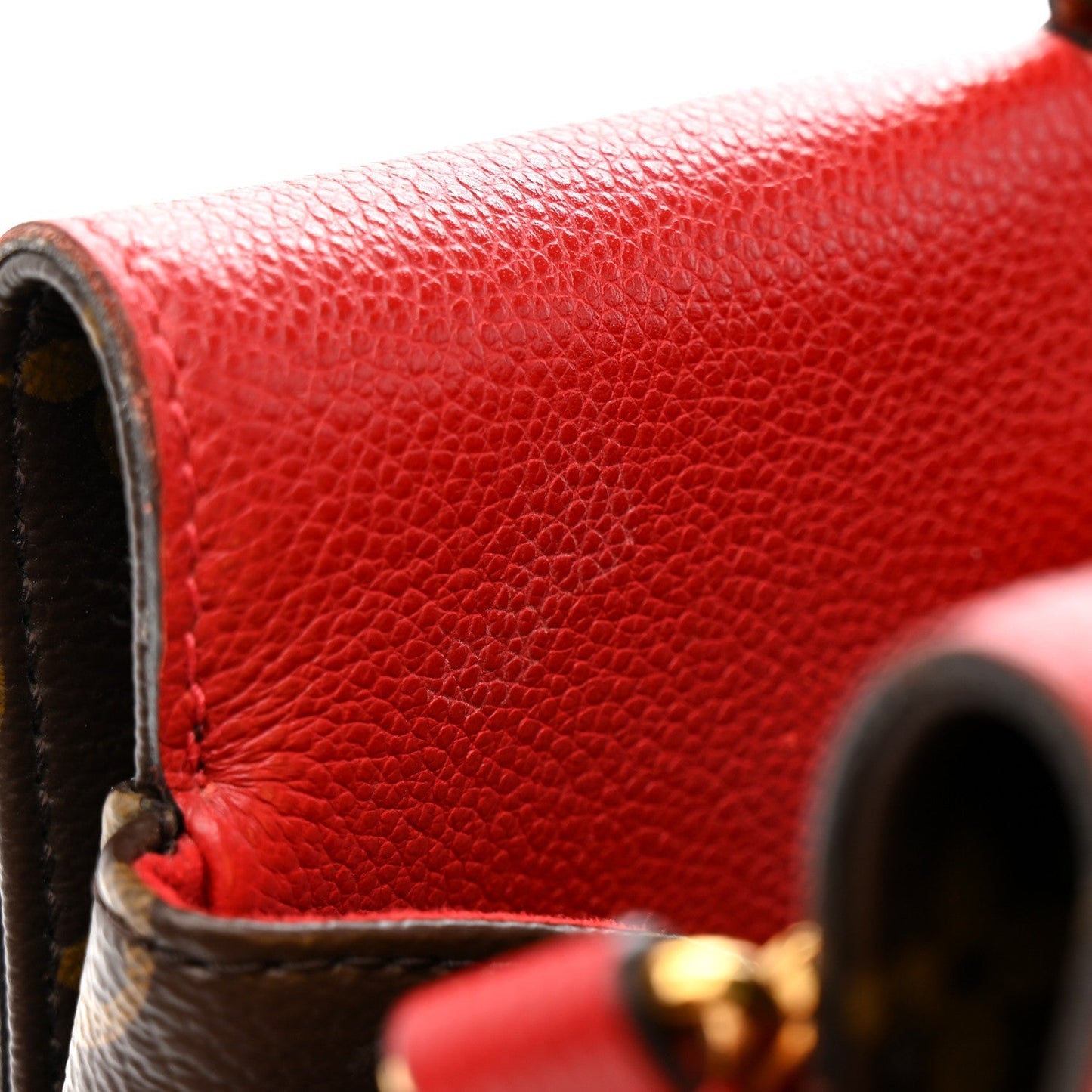 Monogram Venus Cherry