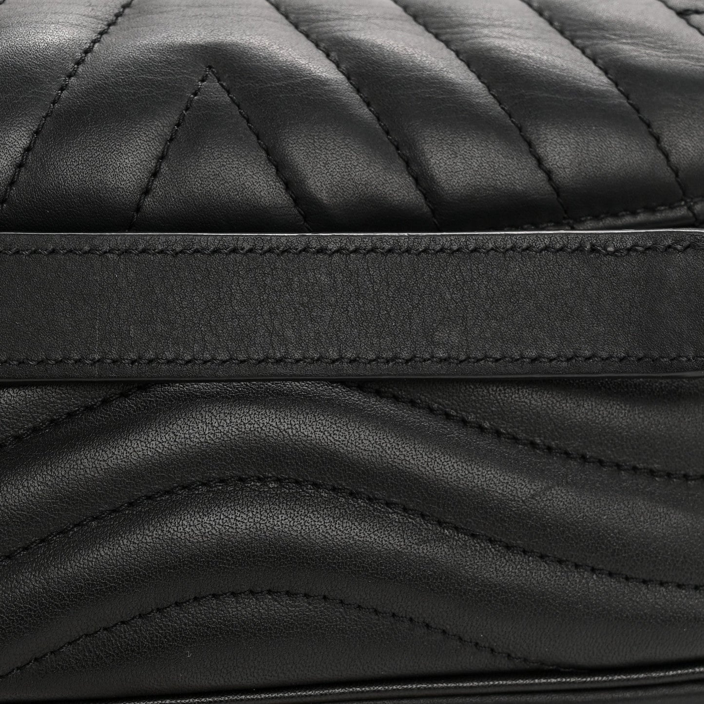 Calfskin New Wave Chain Pochette Black