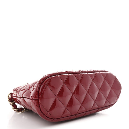 Patent Calfskin Quilted Shiny Coco Clutch With Chain Red