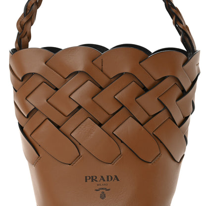 Vitello Intreccio Tress Bucket Bag Cognac Black