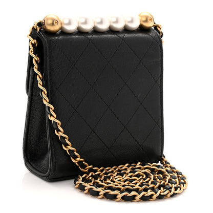 Lambskin Quilted Chic Pearls Flap Black