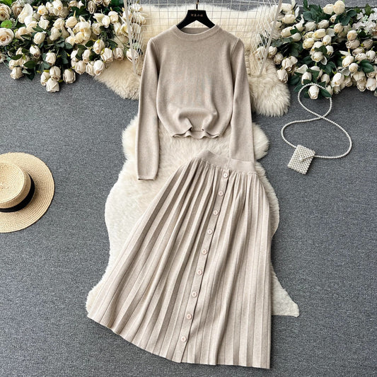 knitted fashion suit for women round neck T-shirt + pleated skirt   S4580