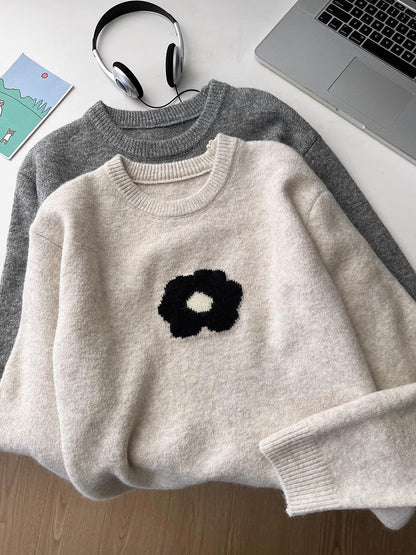 embroidery soft sweater round neck long-sleeved top     S4689