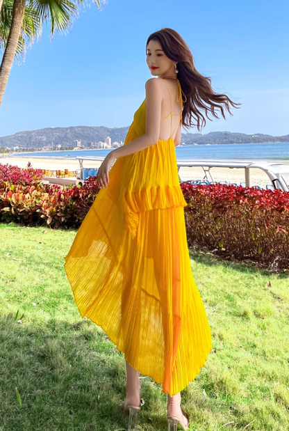 Yellow V-neck design backless dress tutu skirt irregular pleated beach suspender dress R0200