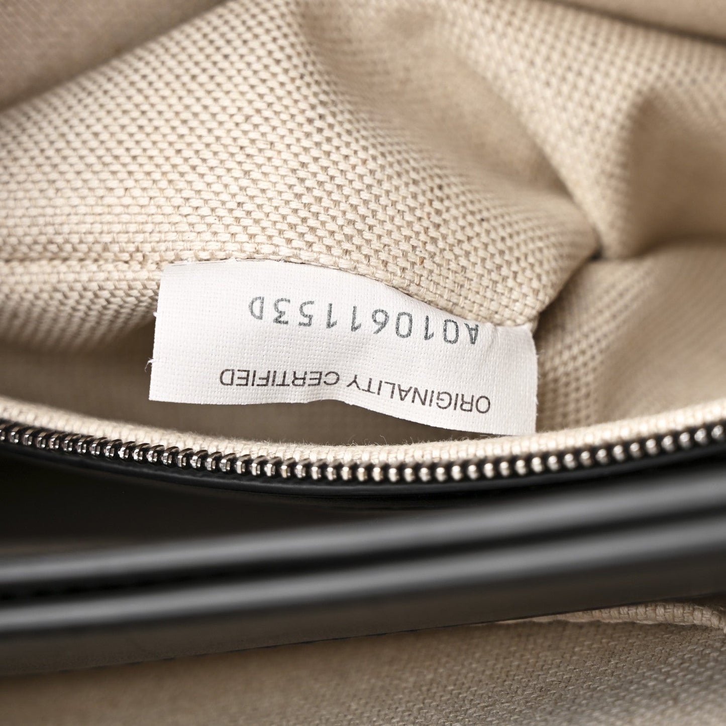 Calfskin Intrecciato Medium Andiamo Messenger Bag Black