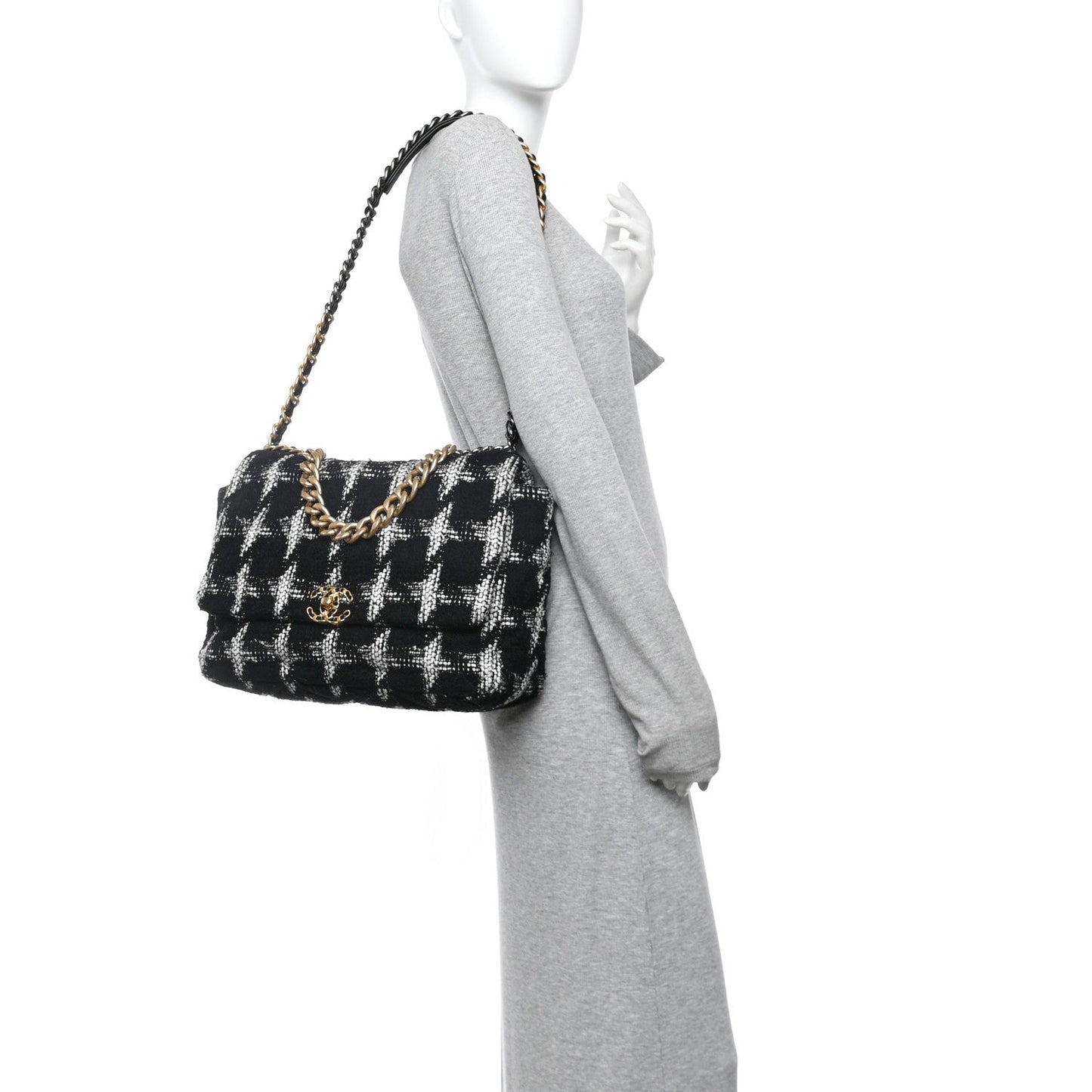 Tweed Quilted Maxi Chanel 19 Flap Black White
