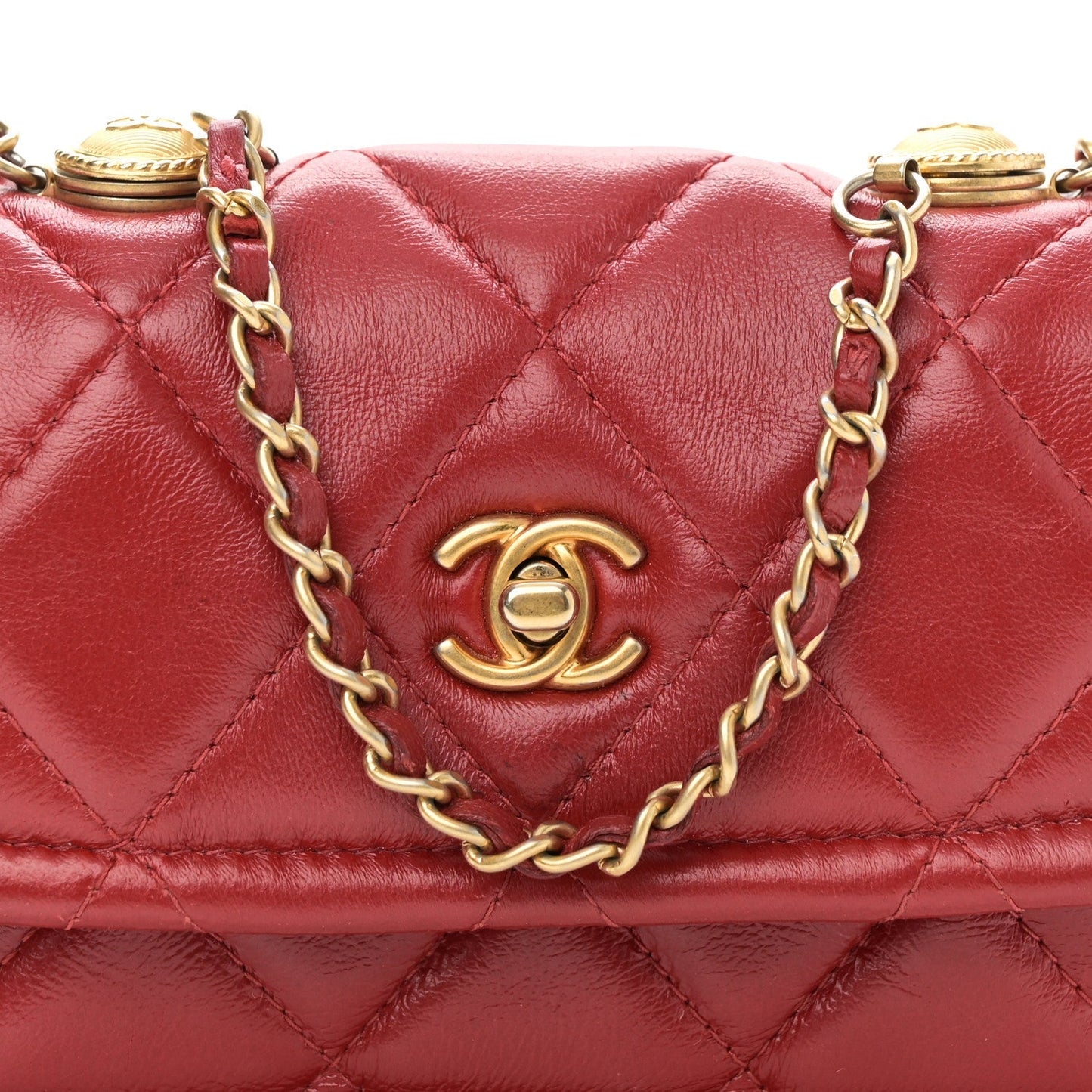 Shiny Lambskin Quilted Extra Mini Flap Red