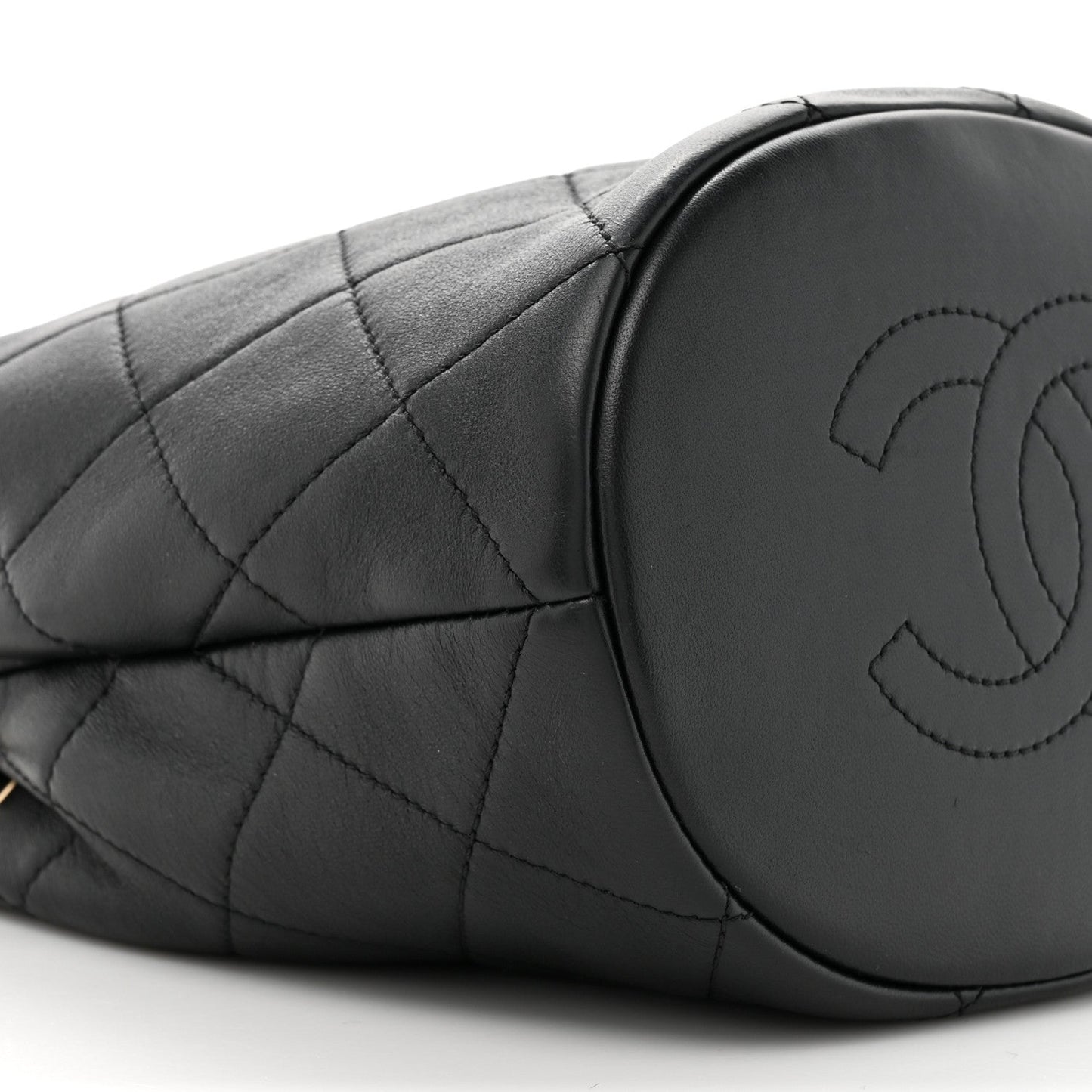 Lambskin Quilted Resin Bi-Color Chain Bucket Bag Black