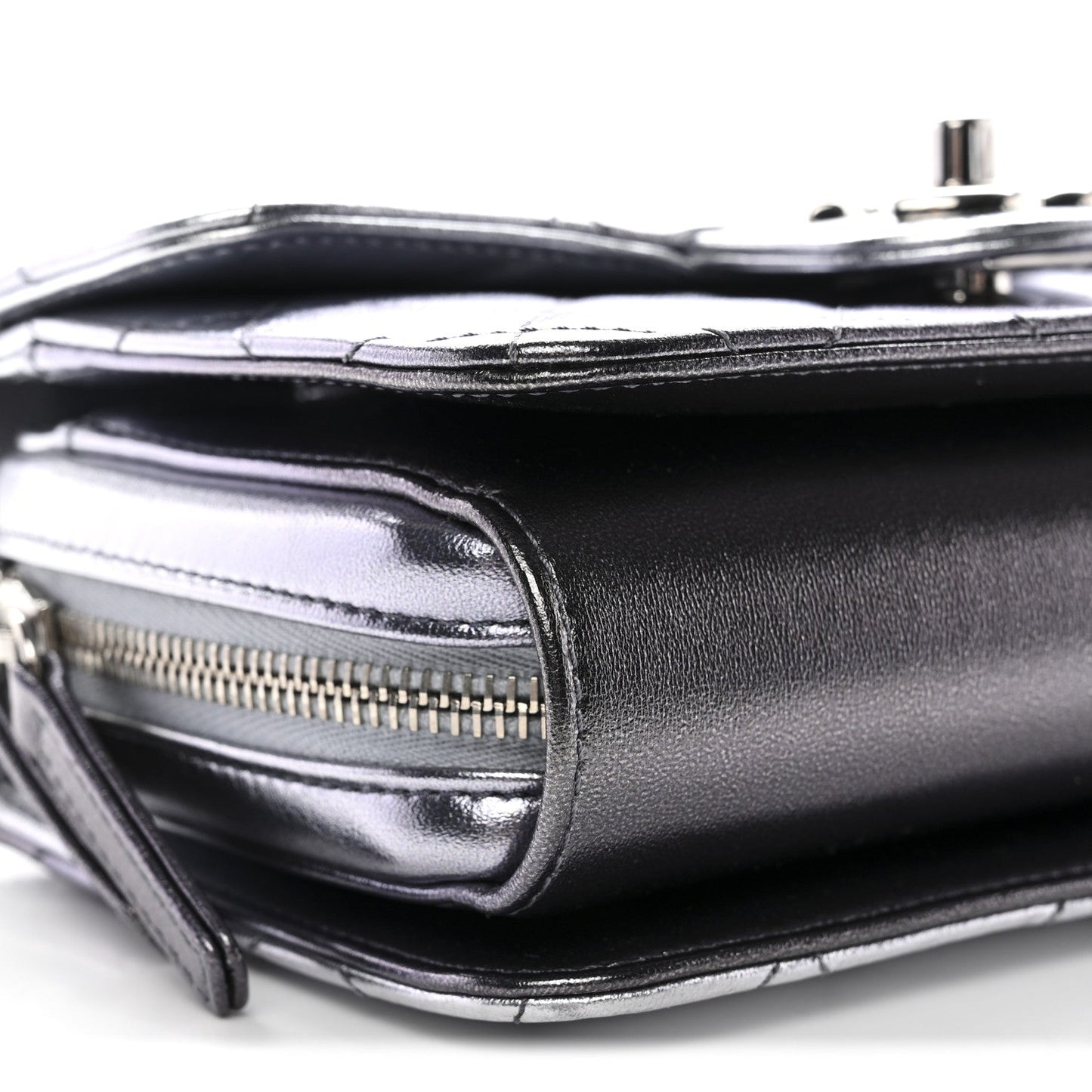 Metallic Lambskin Like A Wallet Flap Silvery Black