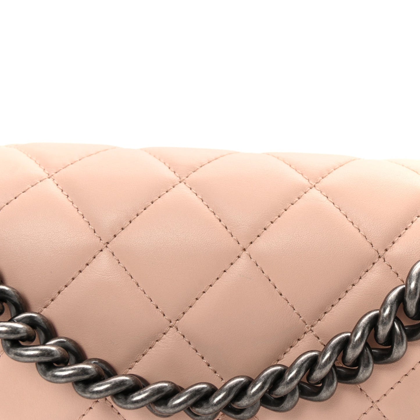 Lambskin Quilted Medium Boy Flap Light Pink