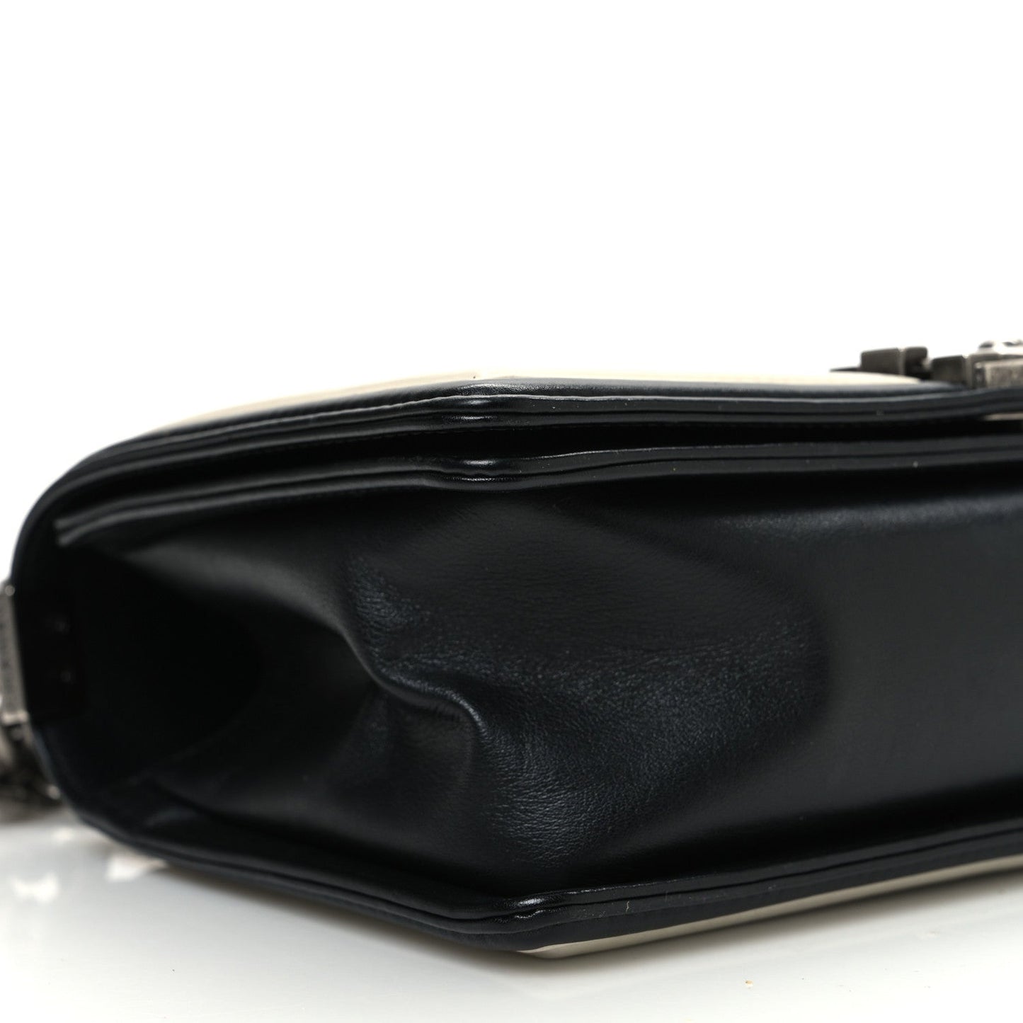 Calfskin Pleated Medium Boy In Rome Flap Black White
