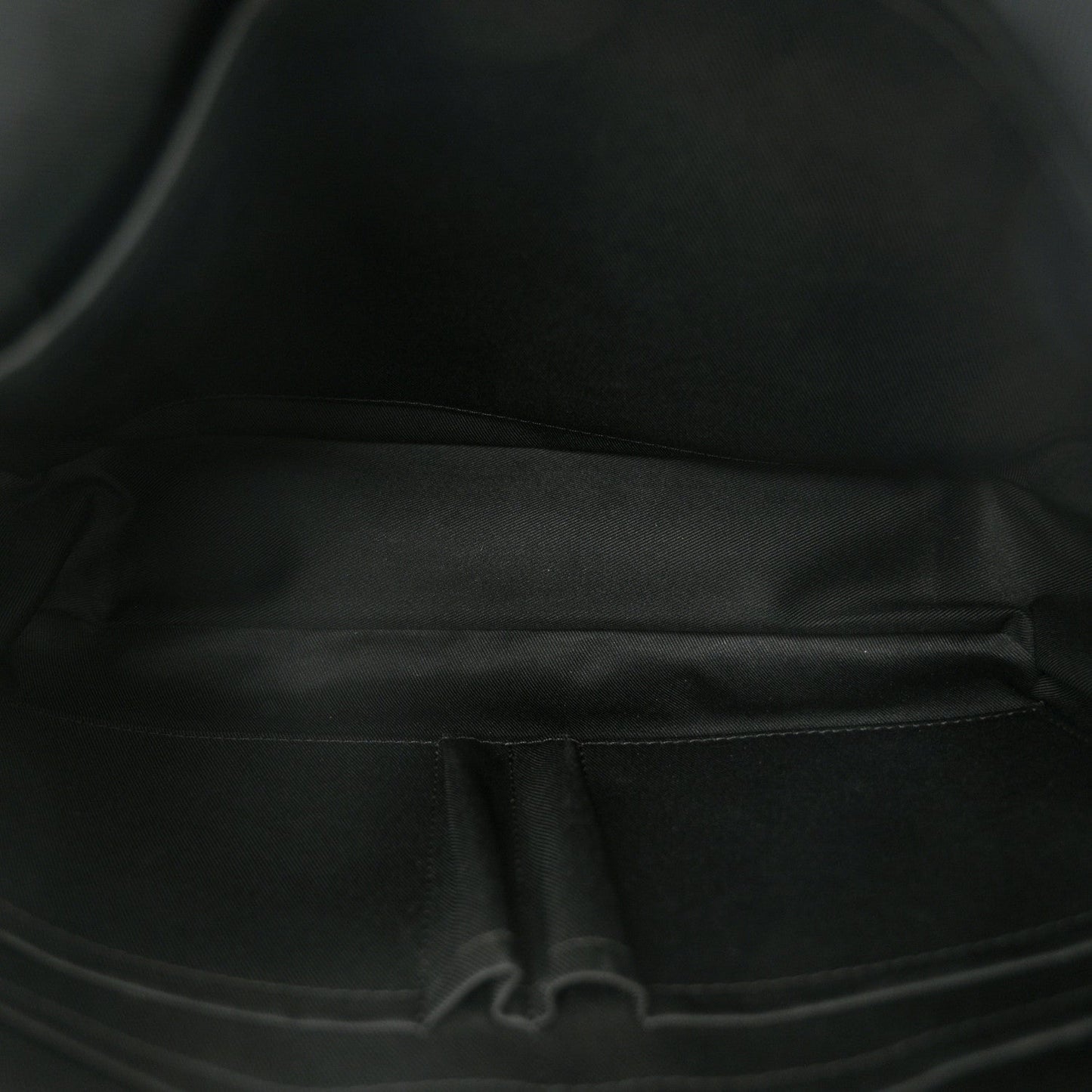 Monogram Macassar Christopher Messenger