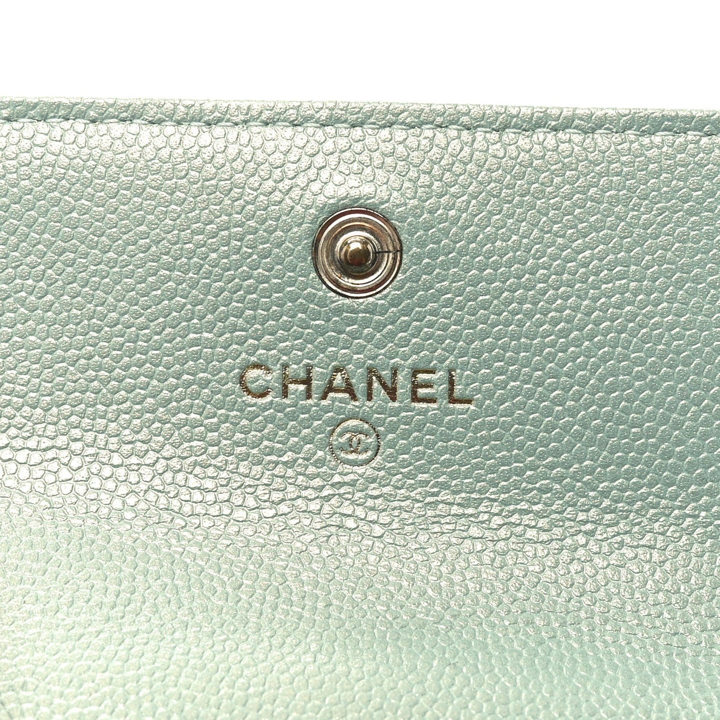Iridescent Caviar Quilted Pearl On Top Coin Purse With Chain Light Green