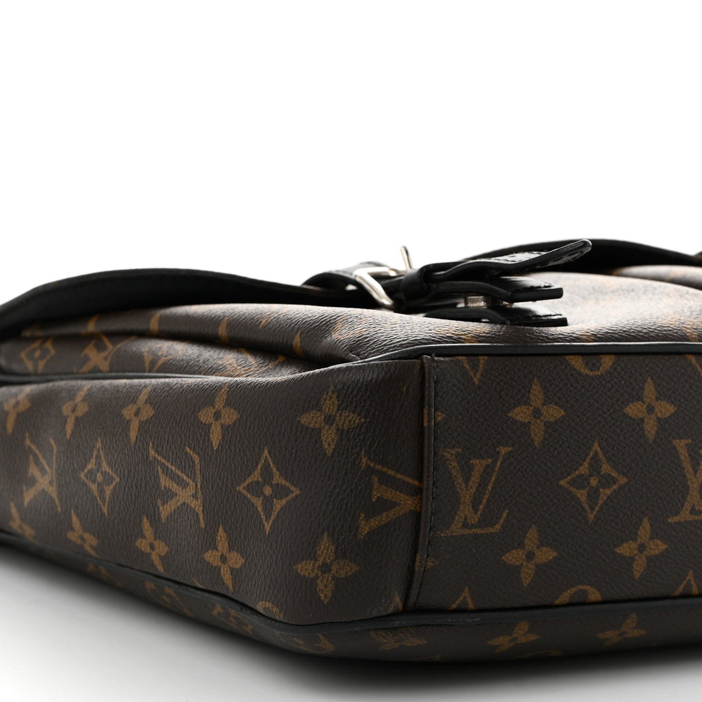 Monogram Macassar Christopher Messenger