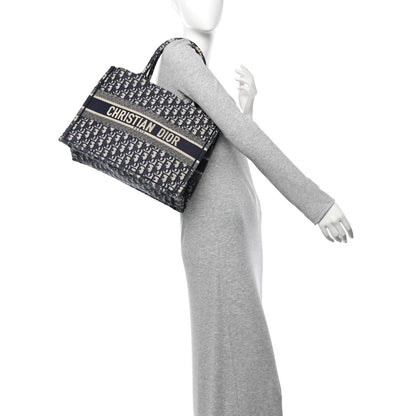 Oblique Medium Book Tote Blue Multicolor