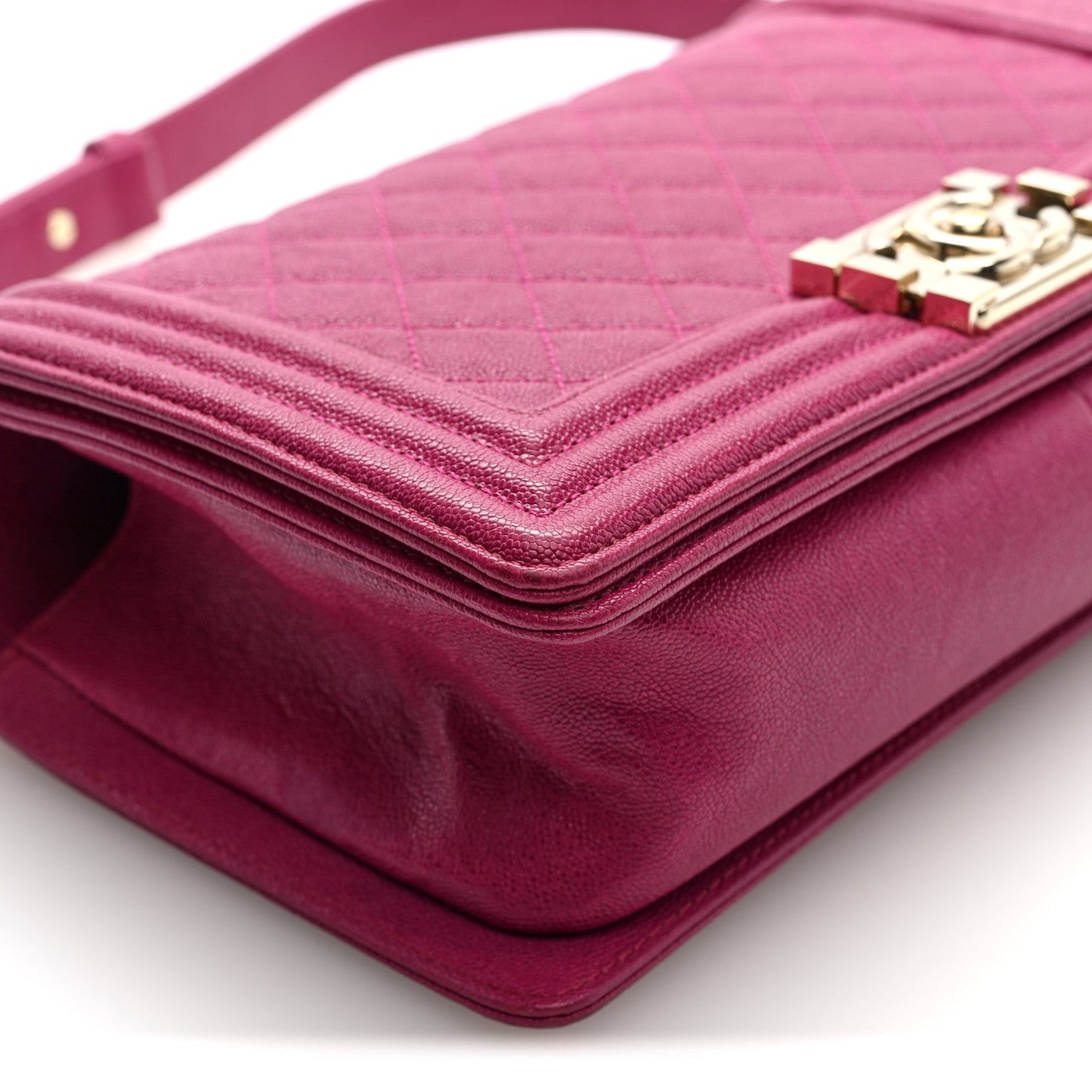 Caviar Quilted Medium Boy Flap Dark Pink