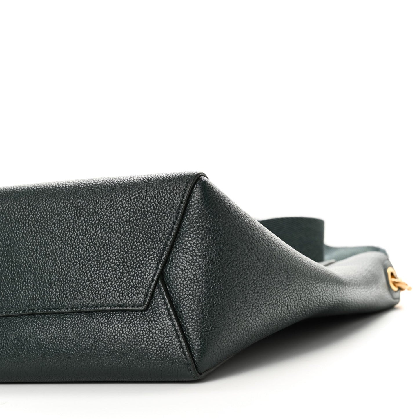 Soft Grained Calfskin Small Sangle Bucket Bag Amazone