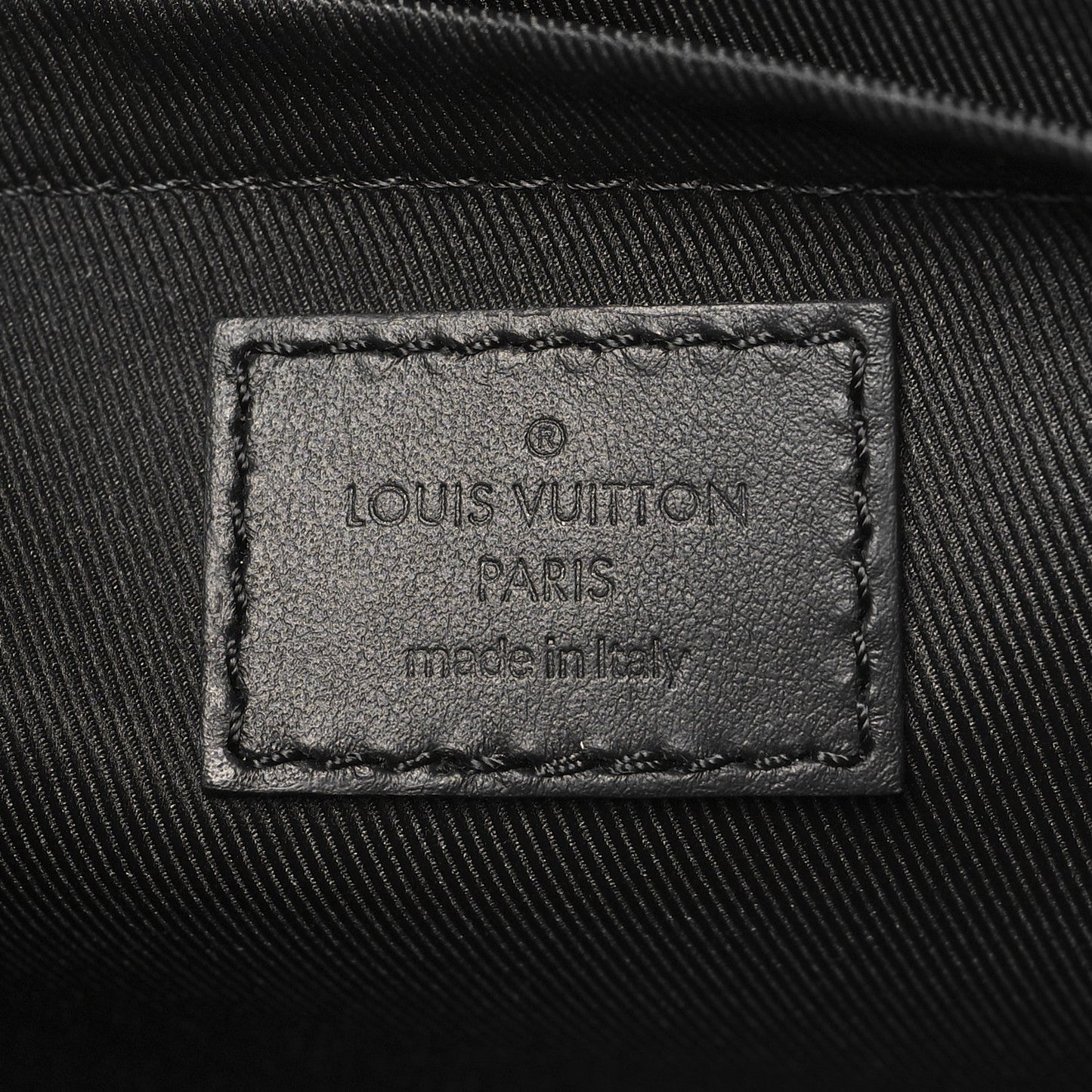 Taurillon Monogram Sac Plat 24H Black