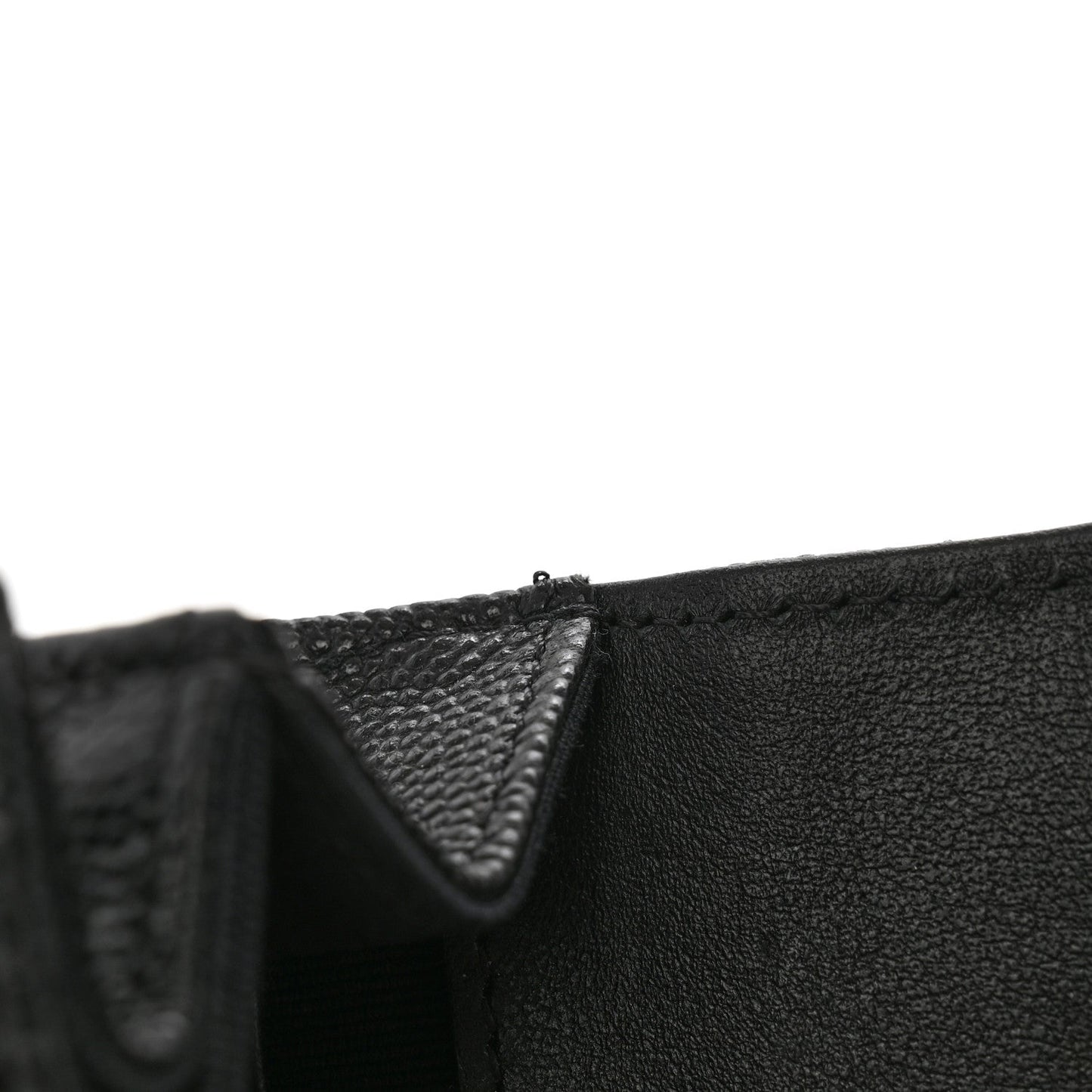 Shiny Caviar Quilted Clutch With Chain Black