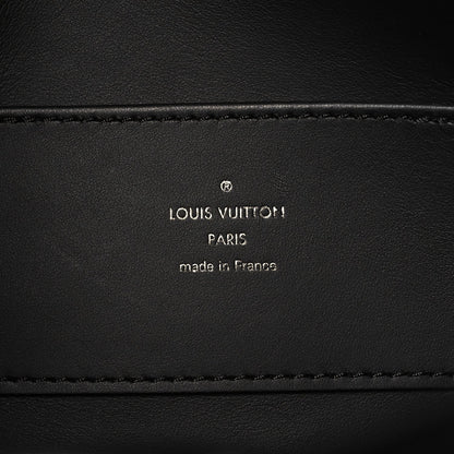 Taurillon Capucines GM Souple Matte Black