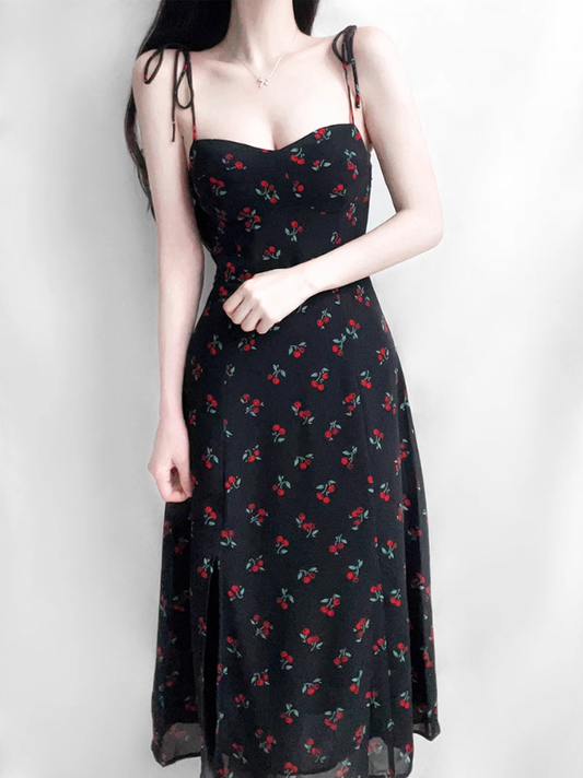 2025 Summer New French Retro Black Cherry Floral Slimming Suspender Dress R0979