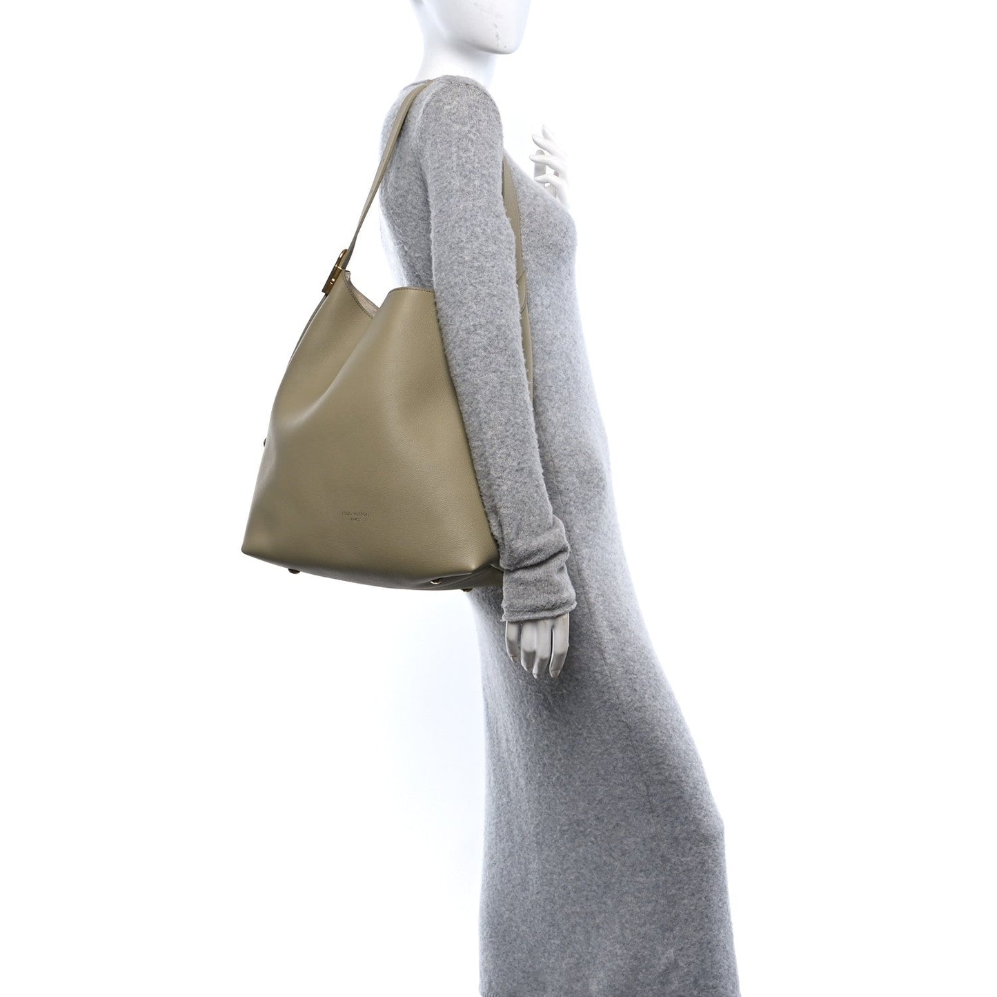 Grained Calfskin Low Key Hobo MM Clay