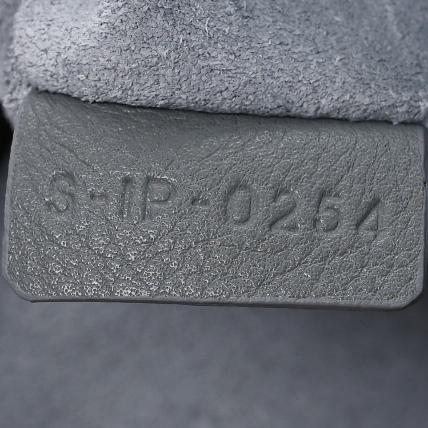 Supple Calfskin Medium Appoline Zinc