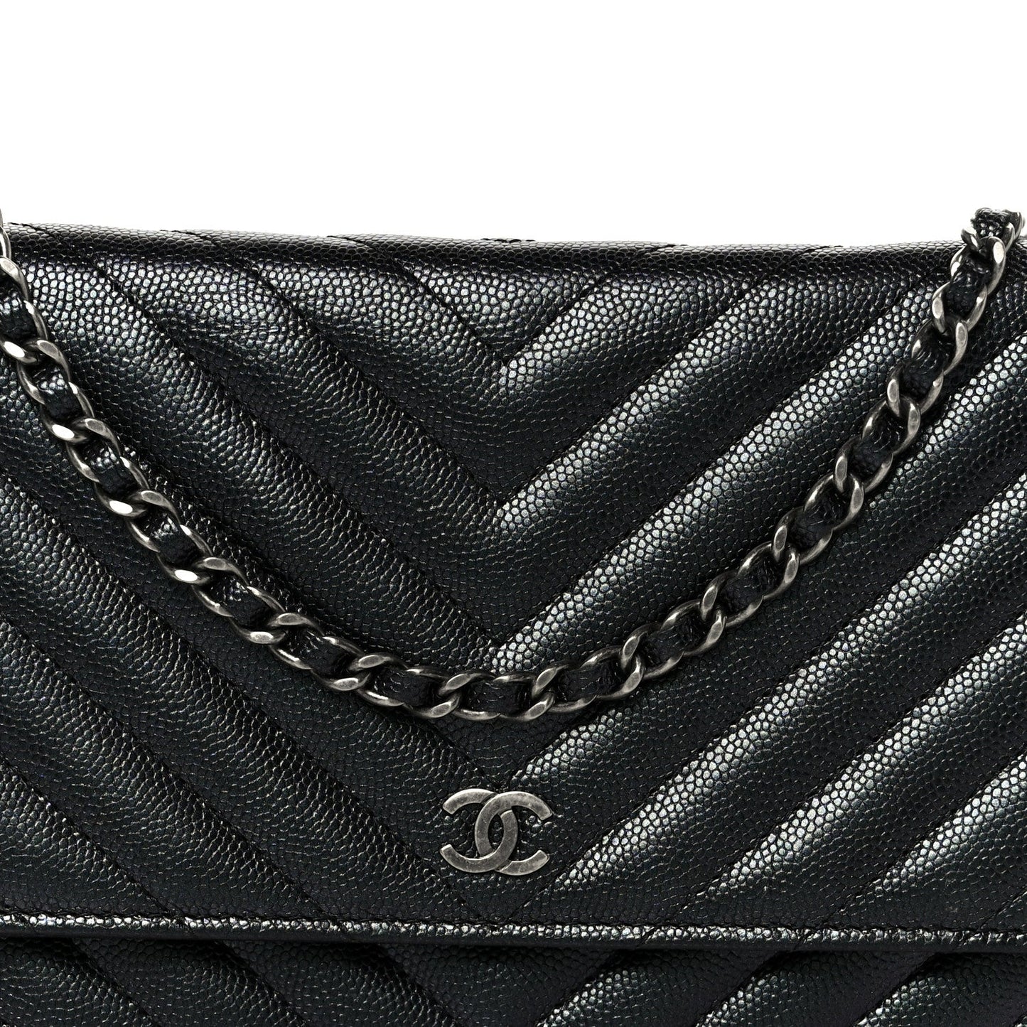 Iridescent Caviar Chevron Quilted Wallet On Chain WOC Black