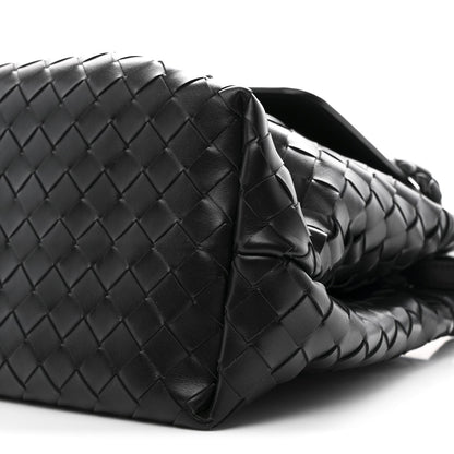 Calfskin Intrecciato Medium Andiamo Messenger Bag Black