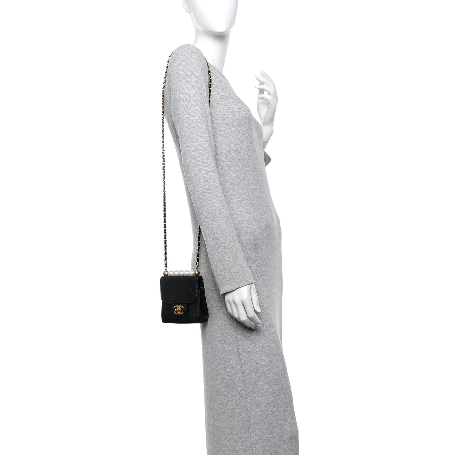 Lambskin Quilted Chic Pearls Flap Black