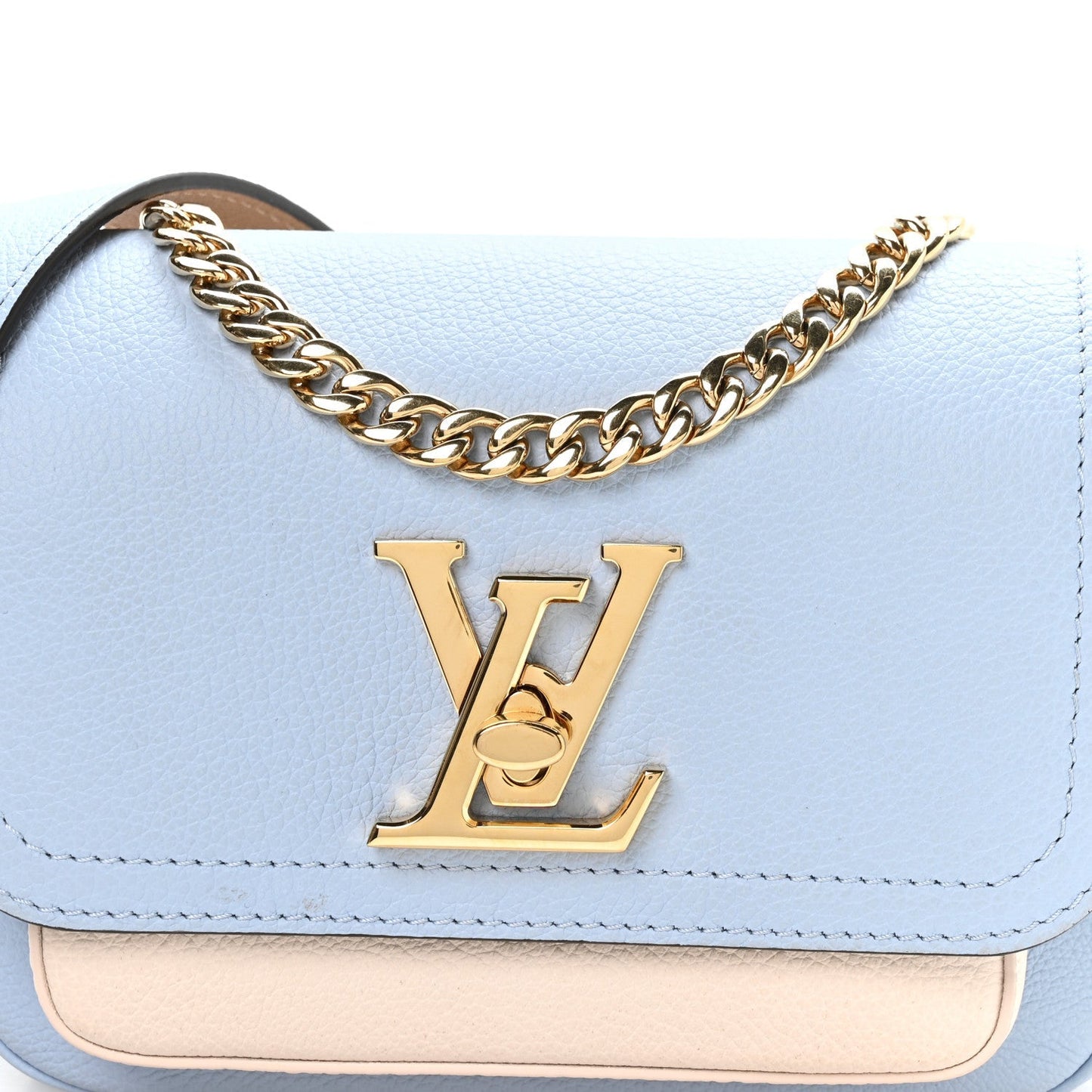 Grained Calfskin Lockme Tender Bleu Nuage