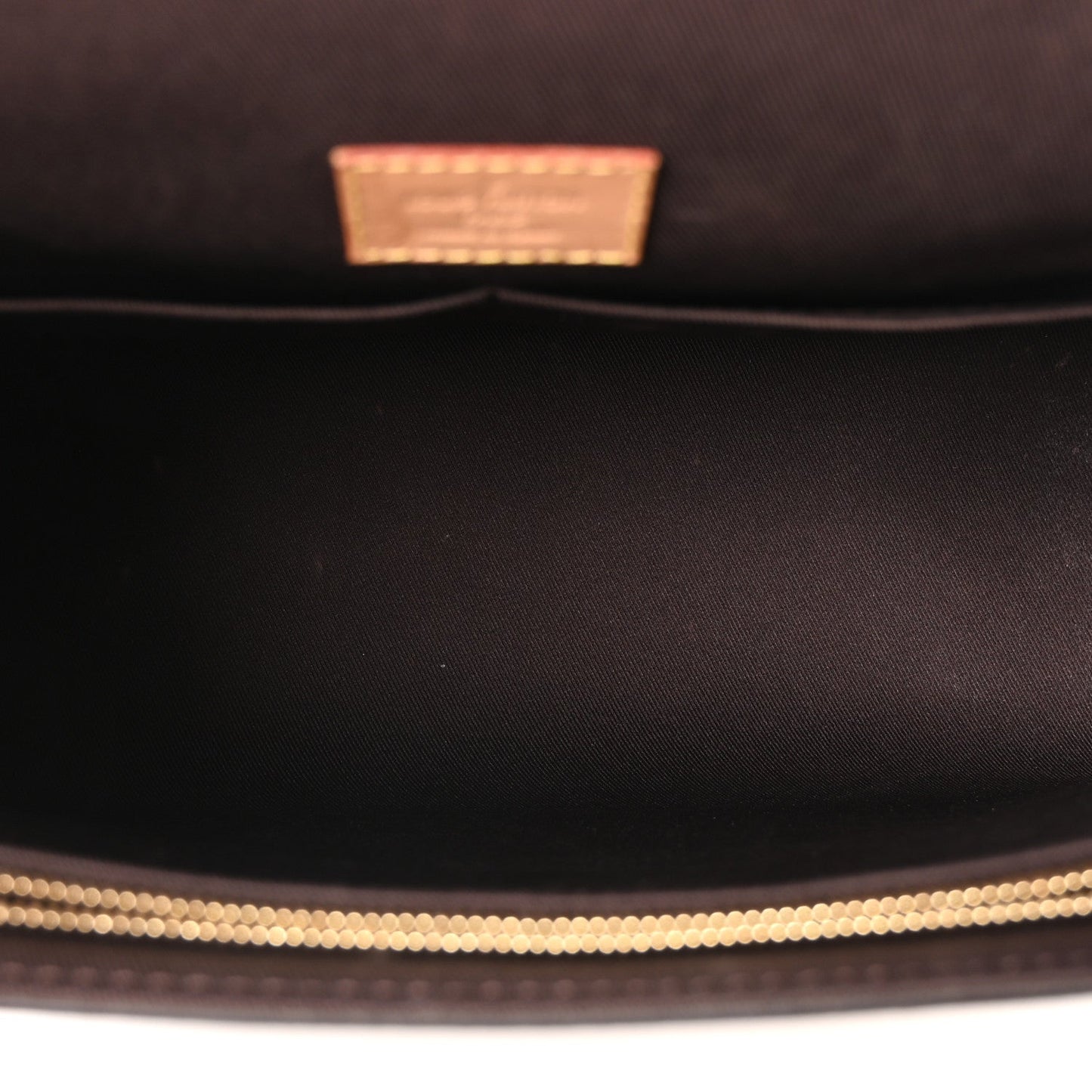 Monogram Cluny MM Papyrus Creme